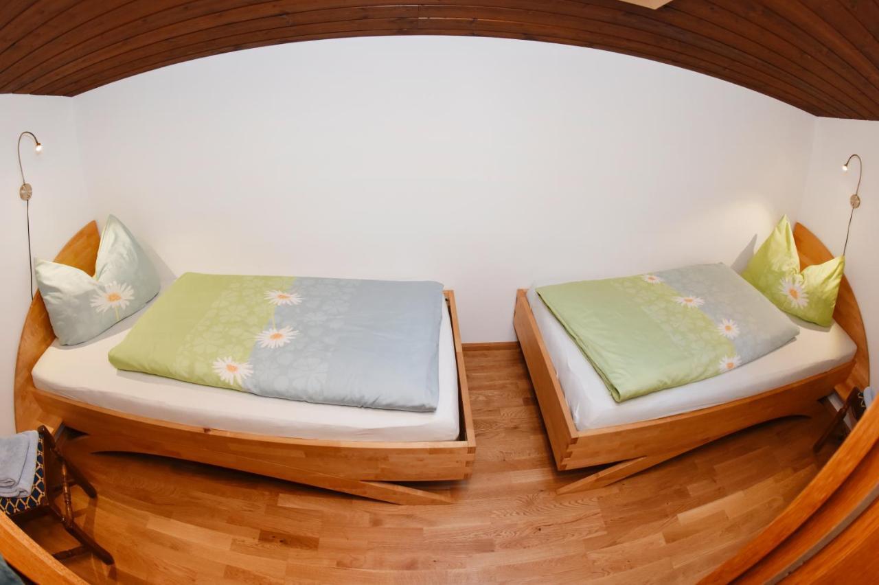 シュルンスHaus Bahlアパートメント エクステリア 写真